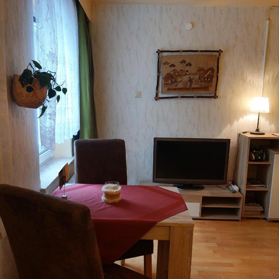 Privatzimmer Carola Maria อันนาแบร์ก-บุคโฮลซ์ ภายนอก รูปภาพ