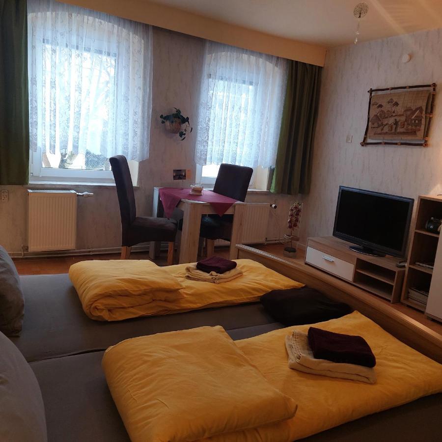 Privatzimmer Carola Maria อันนาแบร์ก-บุคโฮลซ์ ภายนอก รูปภาพ